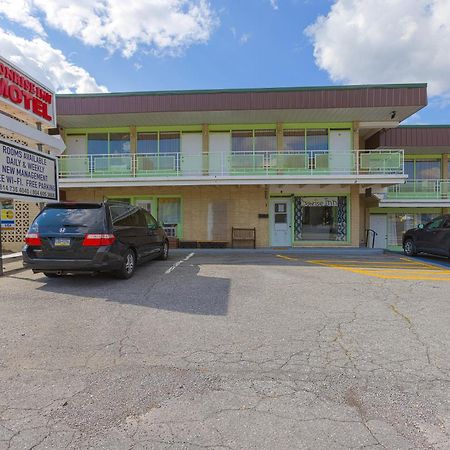 Sonrise Inn Lincoln Hwy By Oyo Breezewood Exterior photo